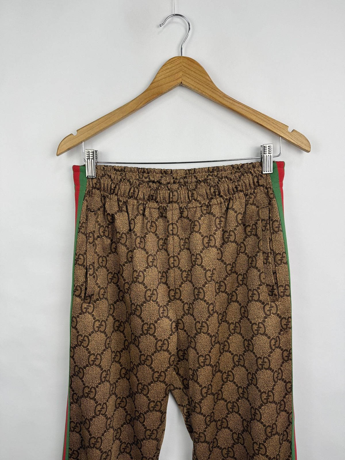 Gucci 🇮🇹 Gucci GG Monogram Wed Stripe Sweatpants Rare Size US 32 / EU 48 - 6 Thumbnail