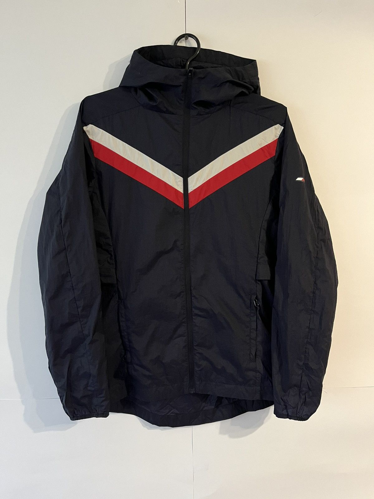 Tommy Hilfiger Tommy Hilfiger Nylon Full Zip Hooded Jacket Size M / US 6-8 / IT 42-44 - 1 Thumbnail
