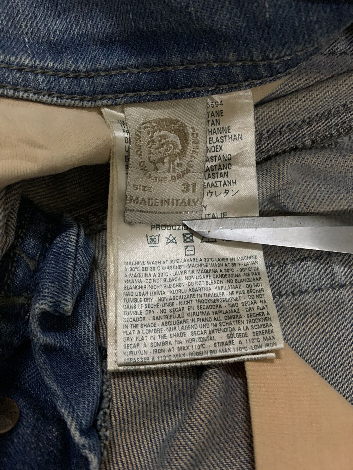 Diesel Vintage Diesel Industry Tepphar Mud Wash Ripped Grunge Jeans Size US 32 / EU 48 - 20 Thumbnail