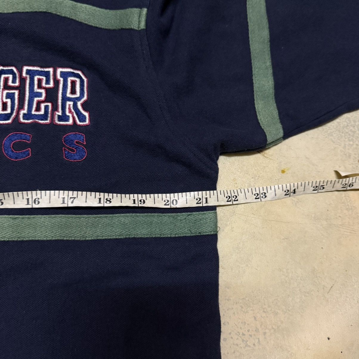 Tommy Hilfiger × Vintage Vintage Tommy Hilfiger Big Logo Spell-out Long Sleeve Shirt Size US L / EU 52-54 / 3 - 8 Thumbnail