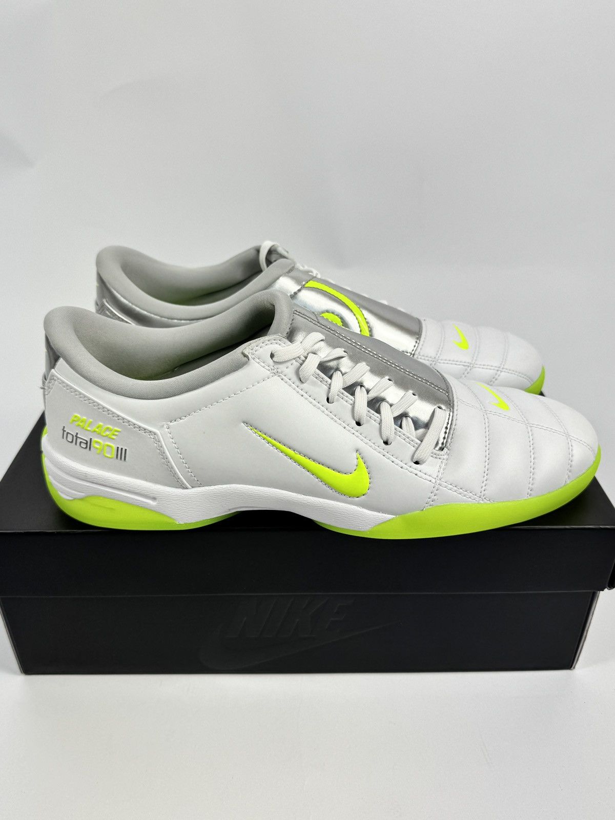 Nike x PALACE T90 SP SNEAKERS Size US 10 / EU 43 - 2 Thumbnail