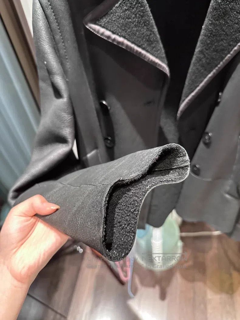 Valentino 398 Size US S / EU 44-46 / 1 - 3 Thumbnail