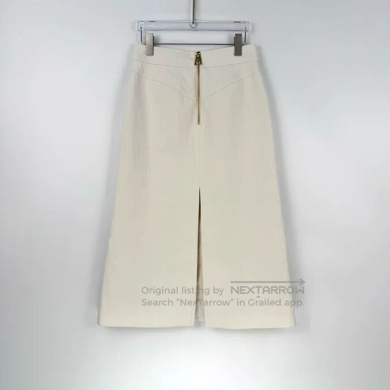 Louis Vuitton Louis Vuitton Cream metallic logo skirt Size 37" - 4 Thumbnail
