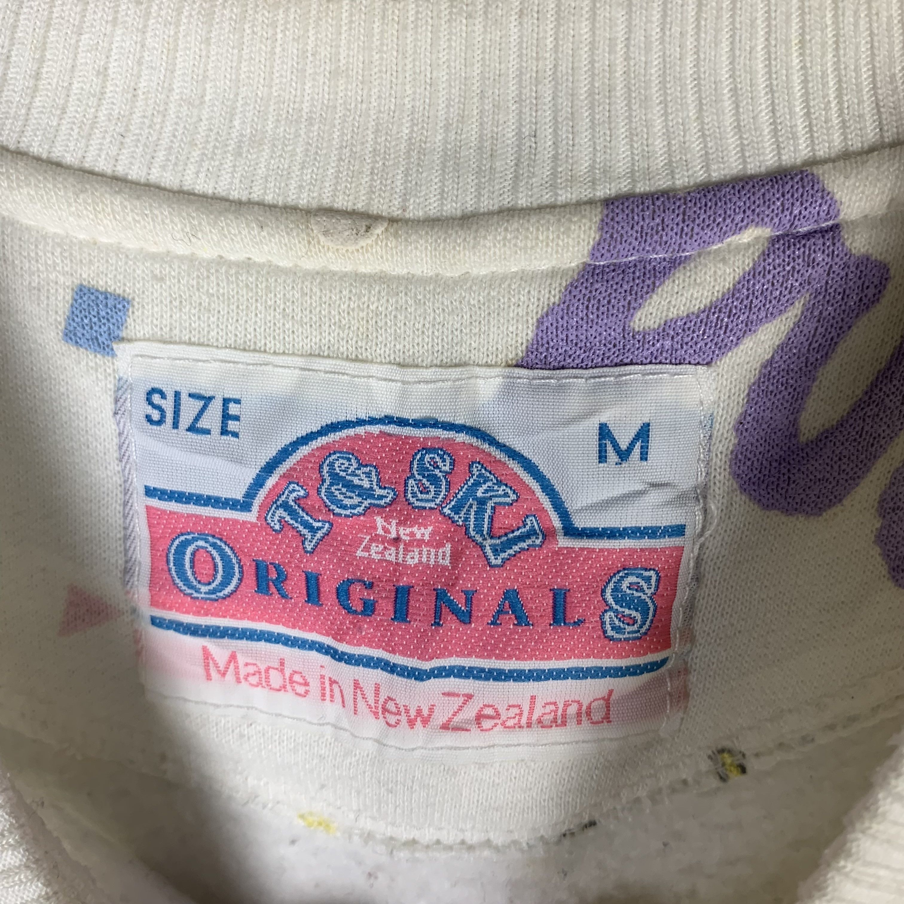 Vintage Vintage Ski New Zealand Sweatshirt Over Print Size US M / EU 48-50 / 2 - 9 Thumbnail