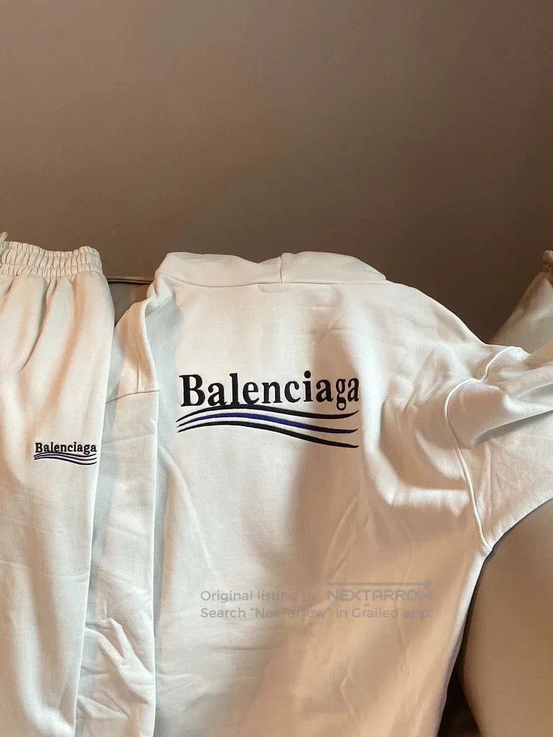Balenciaga Balenciaga White Hoodie Sweatpants Set. Size US XS / EU 42 / 0 - 7 Thumbnail