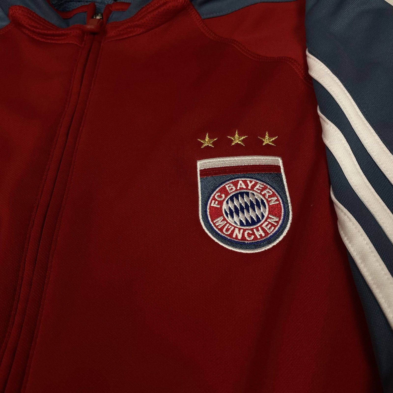Adidas Adidas Men Red Gray FC Bayern Munich Football Team Jacket L Size US L / EU 52-54 / 3 - 3 Thumbnail