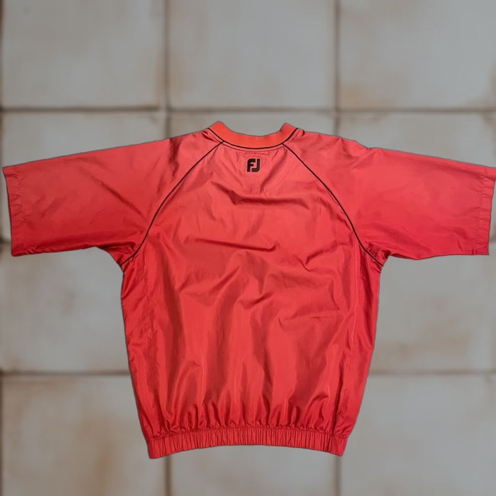 Footjoy FootJoy Jacket Windbreaker Short Sleeve Pullover Mens M Red Golf Windshirt V Neck Pockets Zipped Pockets Elastic Hem Size US M / EU 48-50 / 2 - 1 Thumbnail