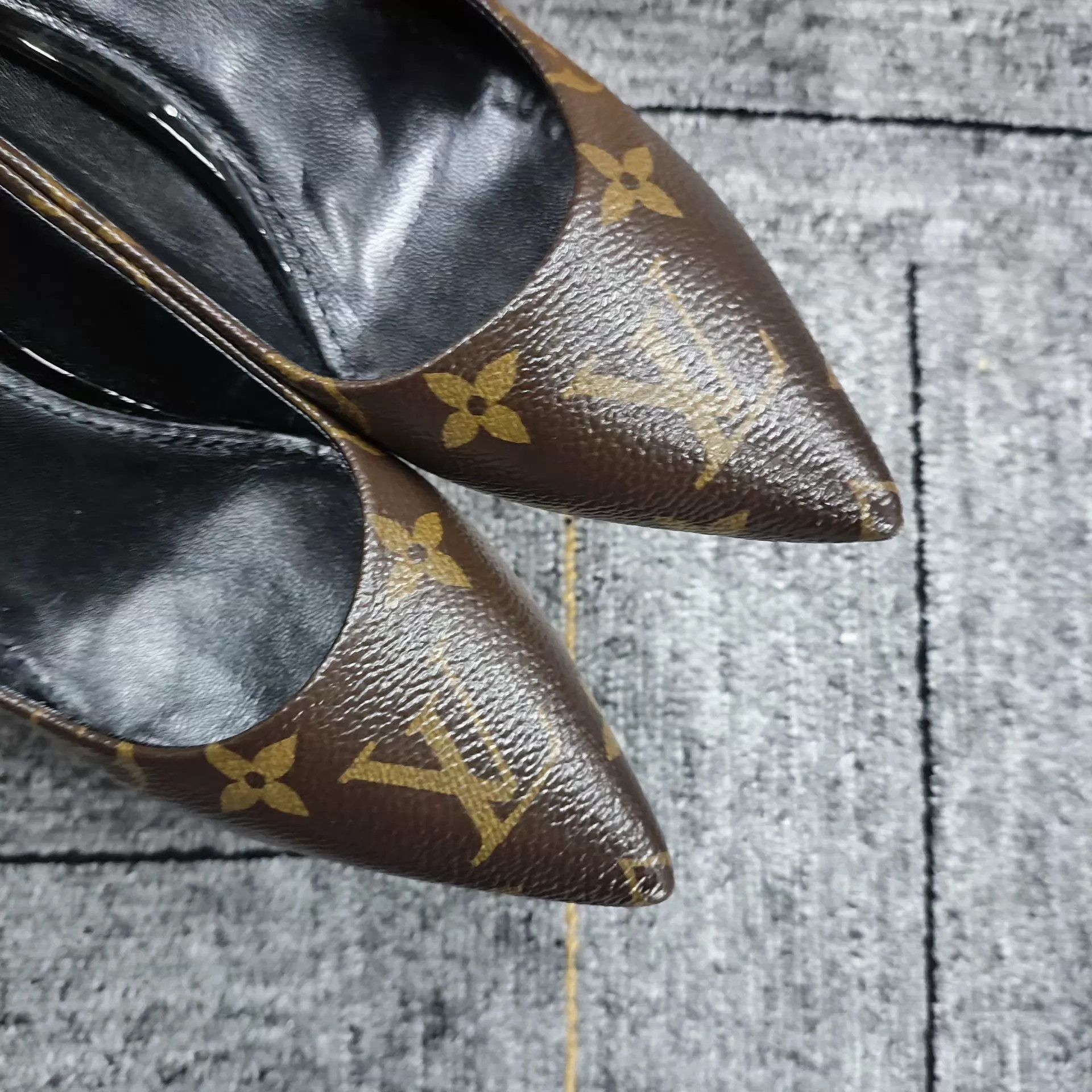Louis Vuitton LV Monogram High Heels Women's 35 Size US 4.5 / IT 34.5 - 9 Thumbnail