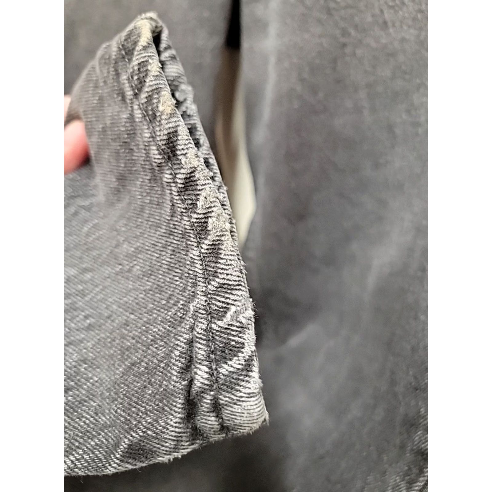 Levi's VINTAGE Levi Strauss Levi's 512 Jeans Mens Slim Tapered Black Denim 30 Inseam 31 Size US 30 / EU 46 - 7 Thumbnail