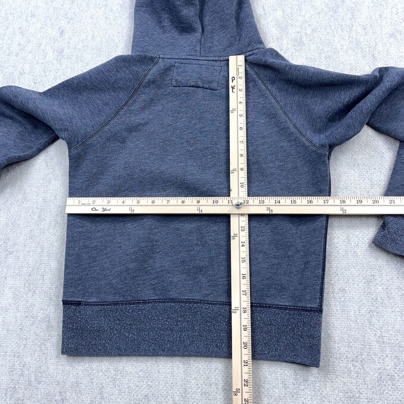 Abercrombie & Fitch Vintage Abercrombie & Fitch Hoodie Women Small Gray Sweatshirt Logo 00s UL Size S / US 4 / IT 40 - 6 Thumbnail