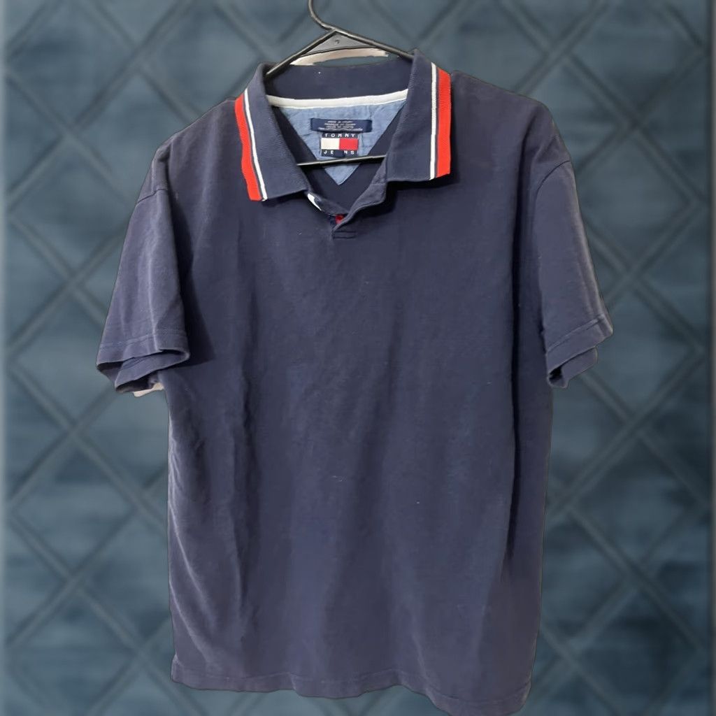 Vintage VINTAGE Tommy Jeans Hilfiger Men’s Size M Solid collared Navy Blue Shirt 90s Logo Modern Classic Mens Size US 31 - 1 Thumbnail