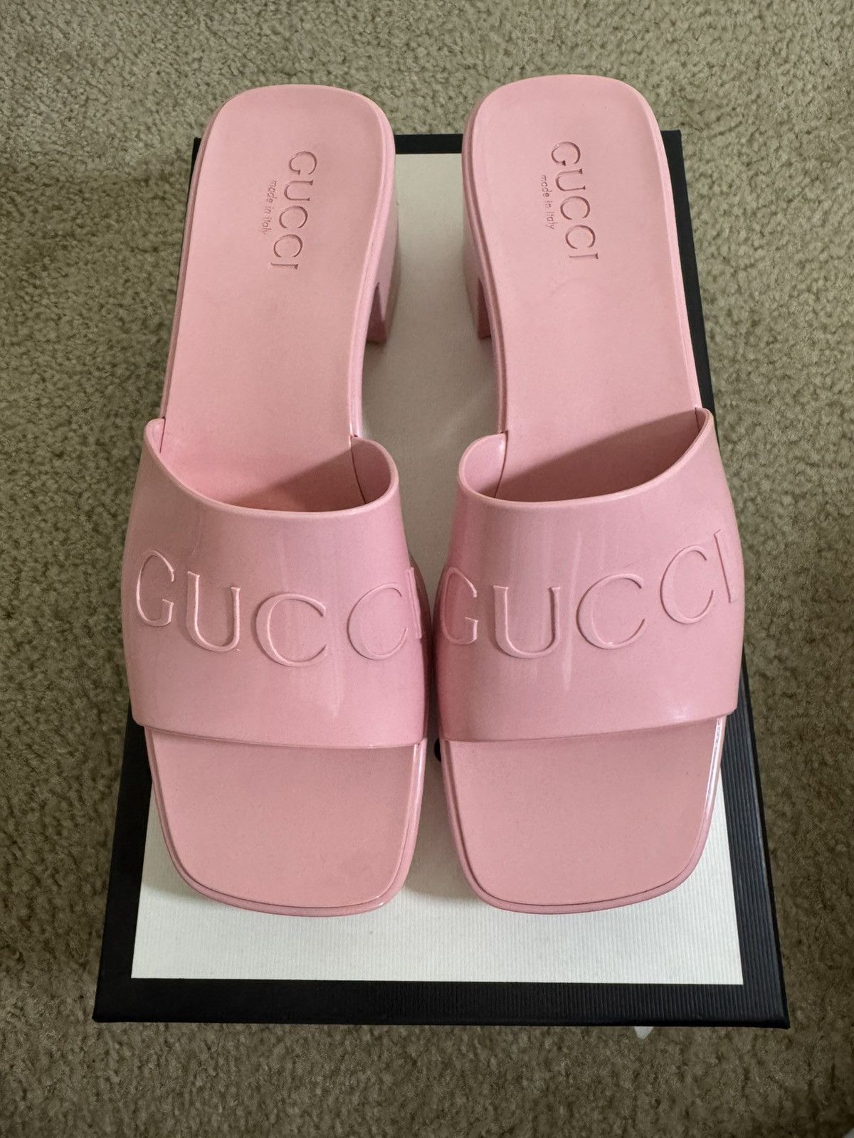 Gucci GUCCI RUBBER SLIDE SANDAL "Wild Rose" Size US 8 / IT 38 - 1 Thumbnail