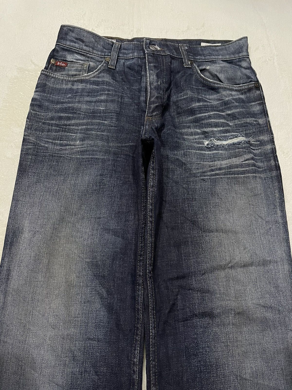 Lee Vintage Lee Cooper Straight Cut Distress Faded Dark Blue Size US 30 / EU 46 - 2 Thumbnail
