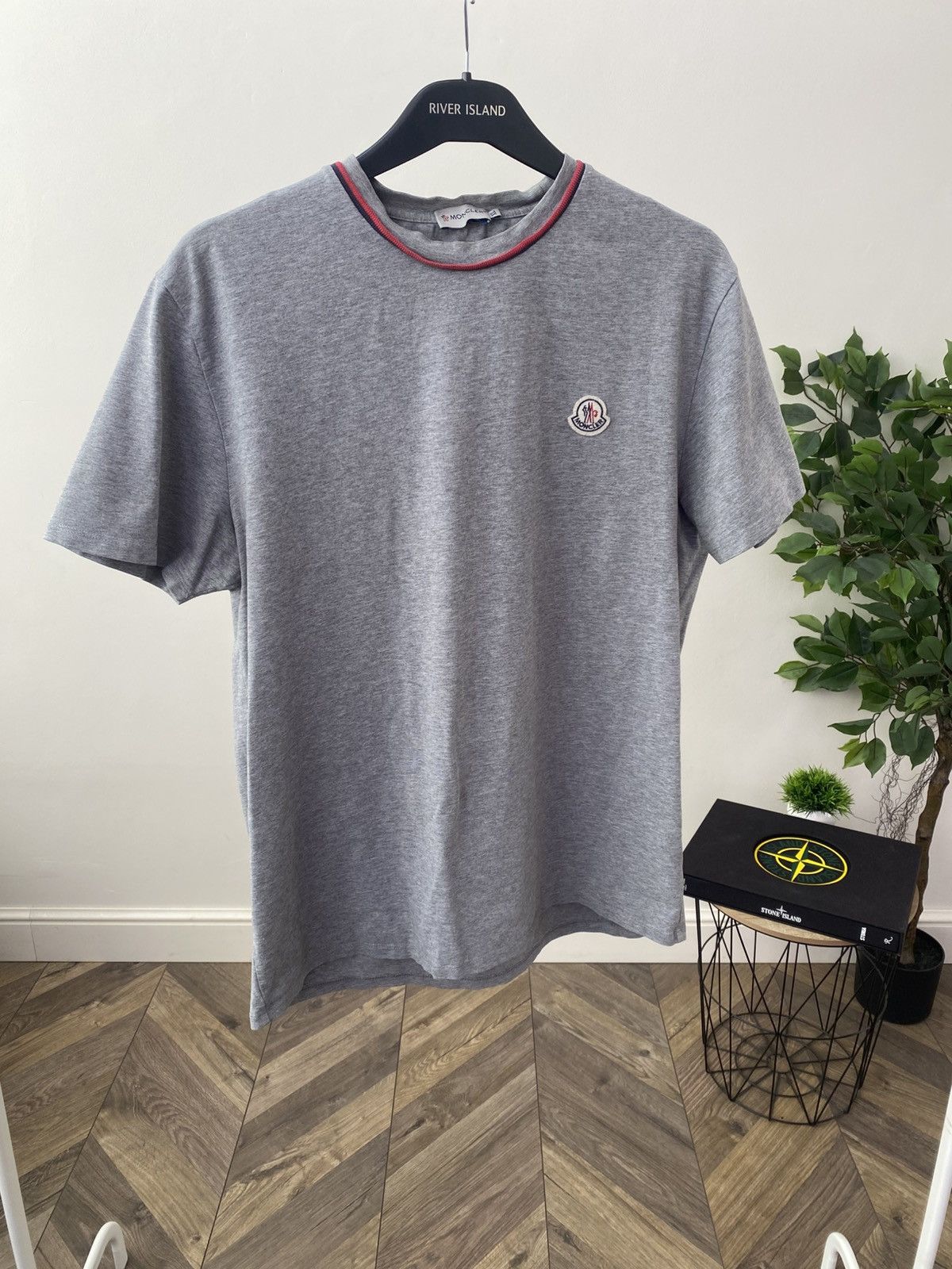 Moncler Vintage Moncler Denim Logo Gray Tee Size US L / EU 52-54 / 3 - 2 Thumbnail