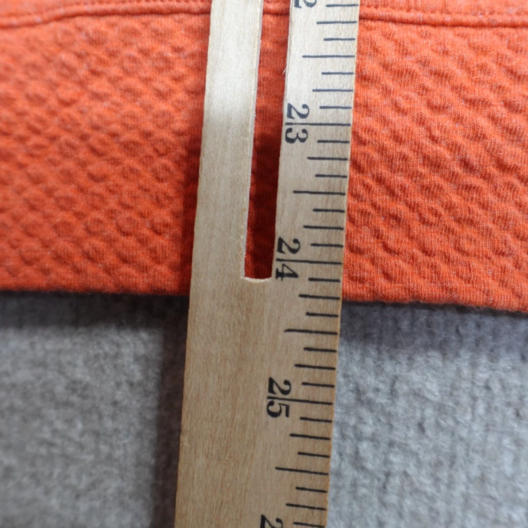 Lululemon Lululemon Athletic Shirt Women Small Orange All Yours Hoodie Bubble Dot Pullover Long Sleeve Running & Jogging Size S / US 4 / IT 40 - 7 Thumbnail