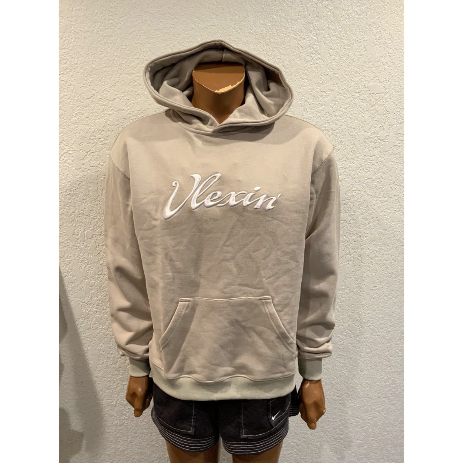 Vintage VINTAGE Vlexin Vlex Galindo Embroidered French Terry Sweatshirt Tan Hoodie Sz. M Mens Size US M / EU 48-50 / 2 - 6 Thumbnail