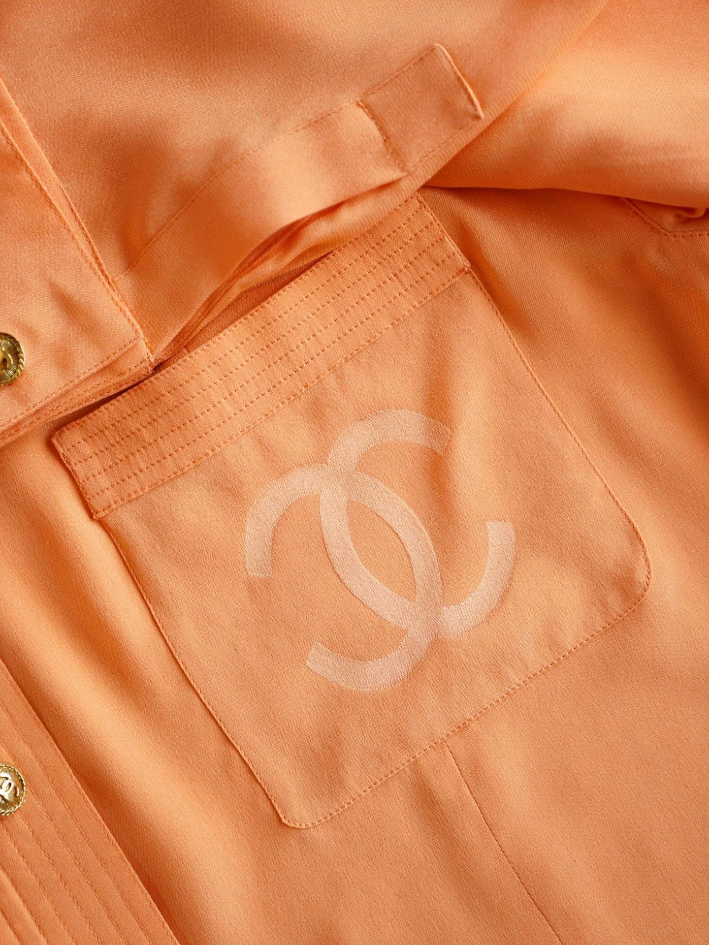 Chanel Chanel Vintage Orange Silk Gold-Tone CC Cufflinks Shirt Size M / US 6-8 / IT 42-44 - 7 Thumbnail