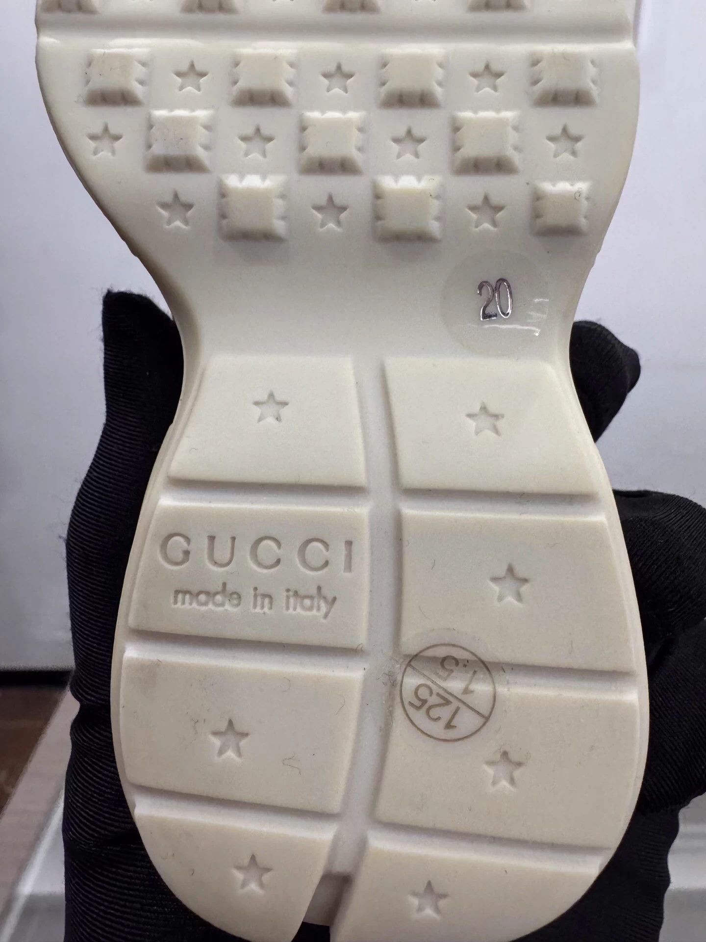 Gucci Gucci Kids Side Color Letter Logo Sneakers 20 Size US 4 / IT 34 - 7 Thumbnail