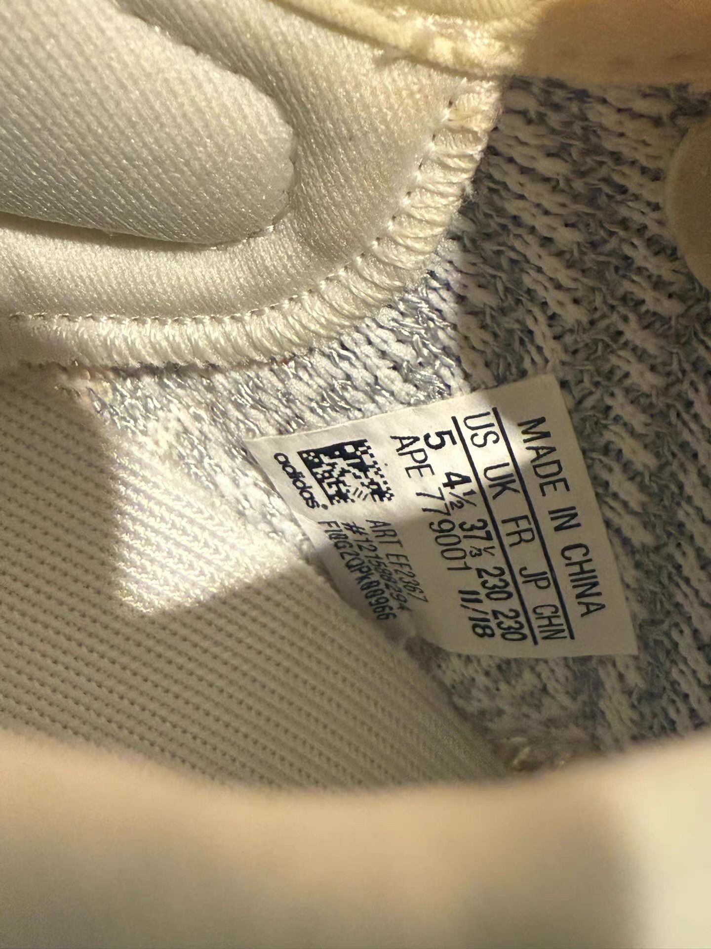 Adidas adidas Originals Yeezy Boost 350 V2 Static "Starry Sky" Ｑ20 Size US 5 / EU 37 - 5 Thumbnail