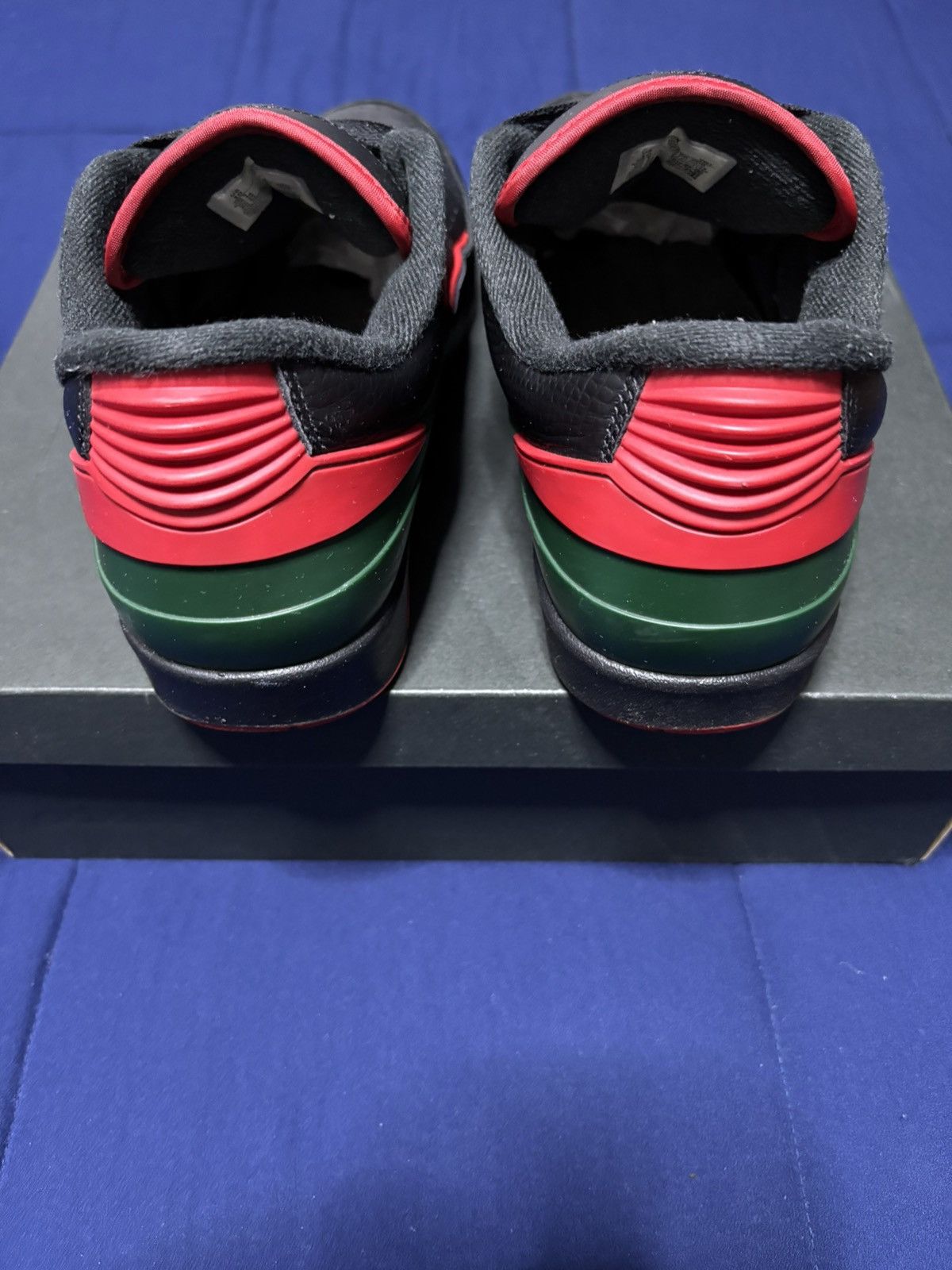 Jordan Brand Jordan 2 Retro Low Christmas 2023 Size 10 Size US 10 / EU 43 - 4 Thumbnail