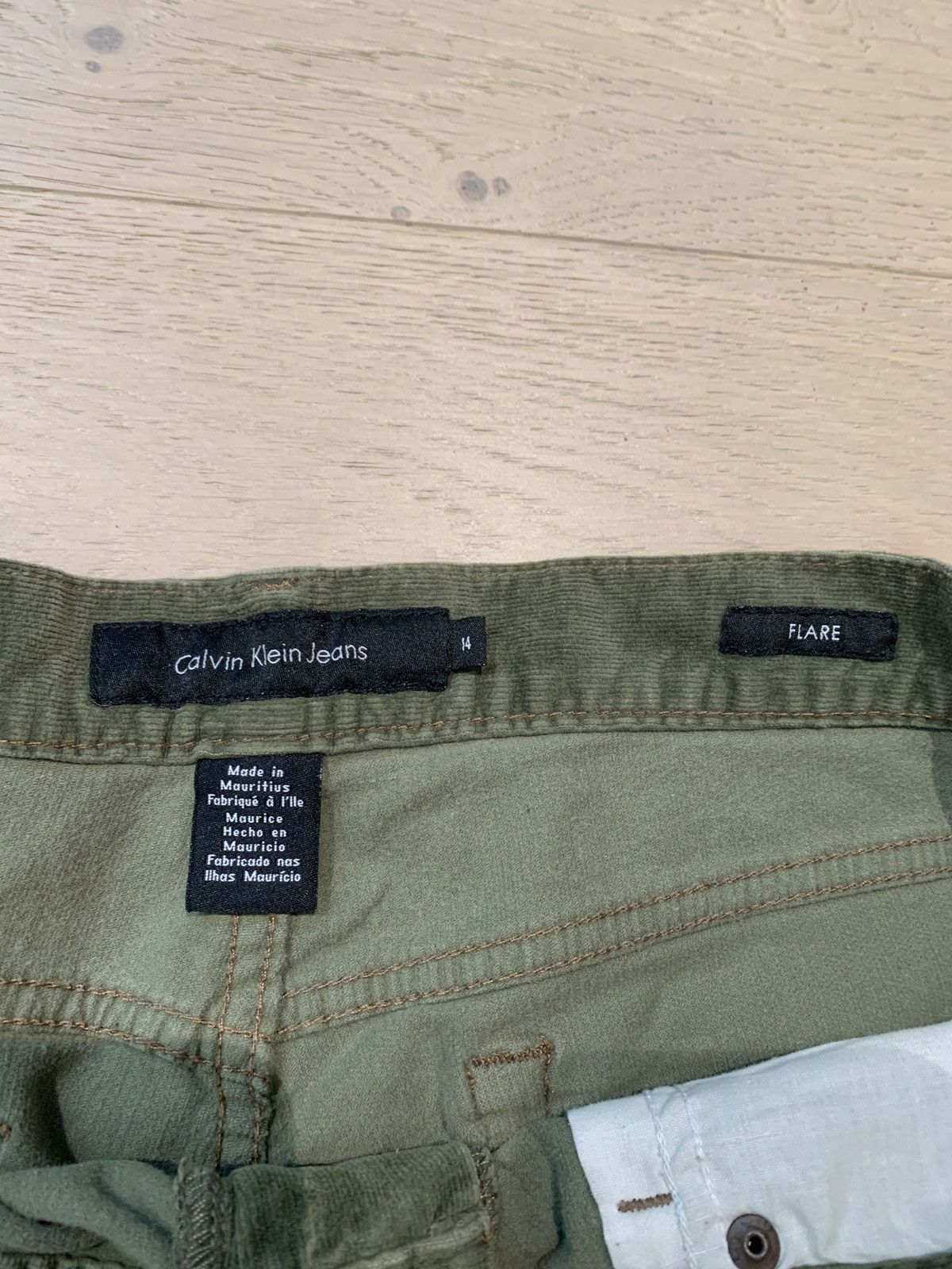 Calvin Klein Vintage Calvin Klein Flare Corduroy Pants Size 36" / US 14 / IT 50 - 4 Thumbnail