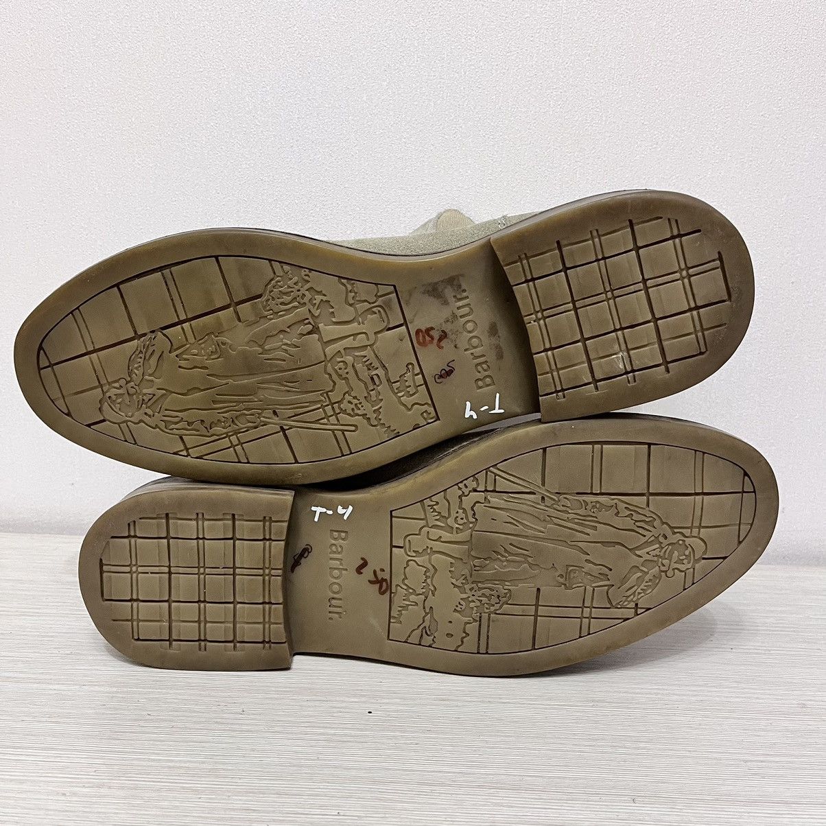 Barbour Barbour Chelsea High Shoes Sneakers Size US 9 EU 42 Size US 9 / EU 42 - 10 Thumbnail