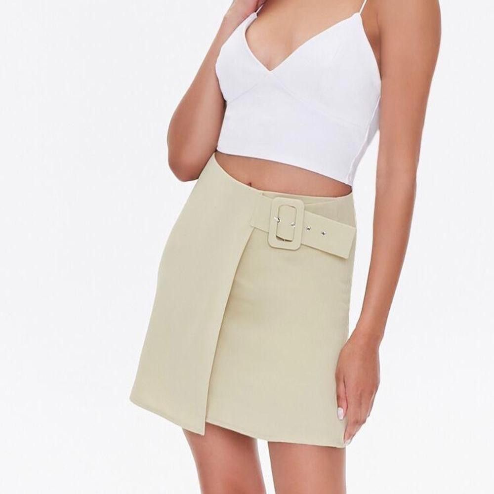 Forever 21 Forever 21 Pistachio Green Wrap Mini Skirt Size 28" / US 6 / IT 42 - 1 Thumbnail