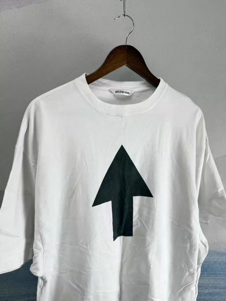 Balenciaga Balenciaga White Arrow Wifi Signal Short Sleeve-2506 Size US XS / EU 42 / 0 - 2 Thumbnail