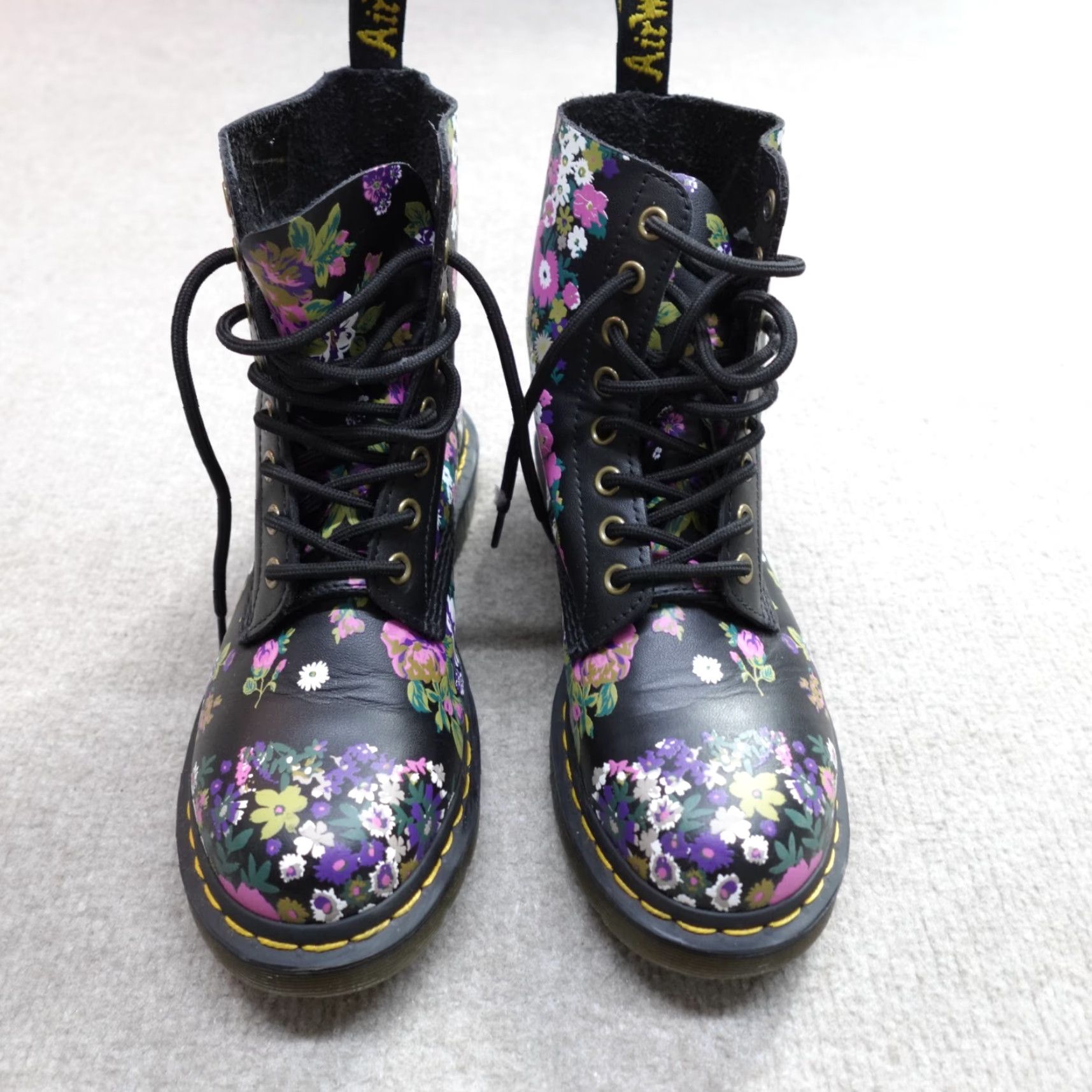 Dr. Martens Dr. Martens Boots Womens 7 Black Pascal Floral 8 Eye Size US 5 / IT 35 - 2 Thumbnail
