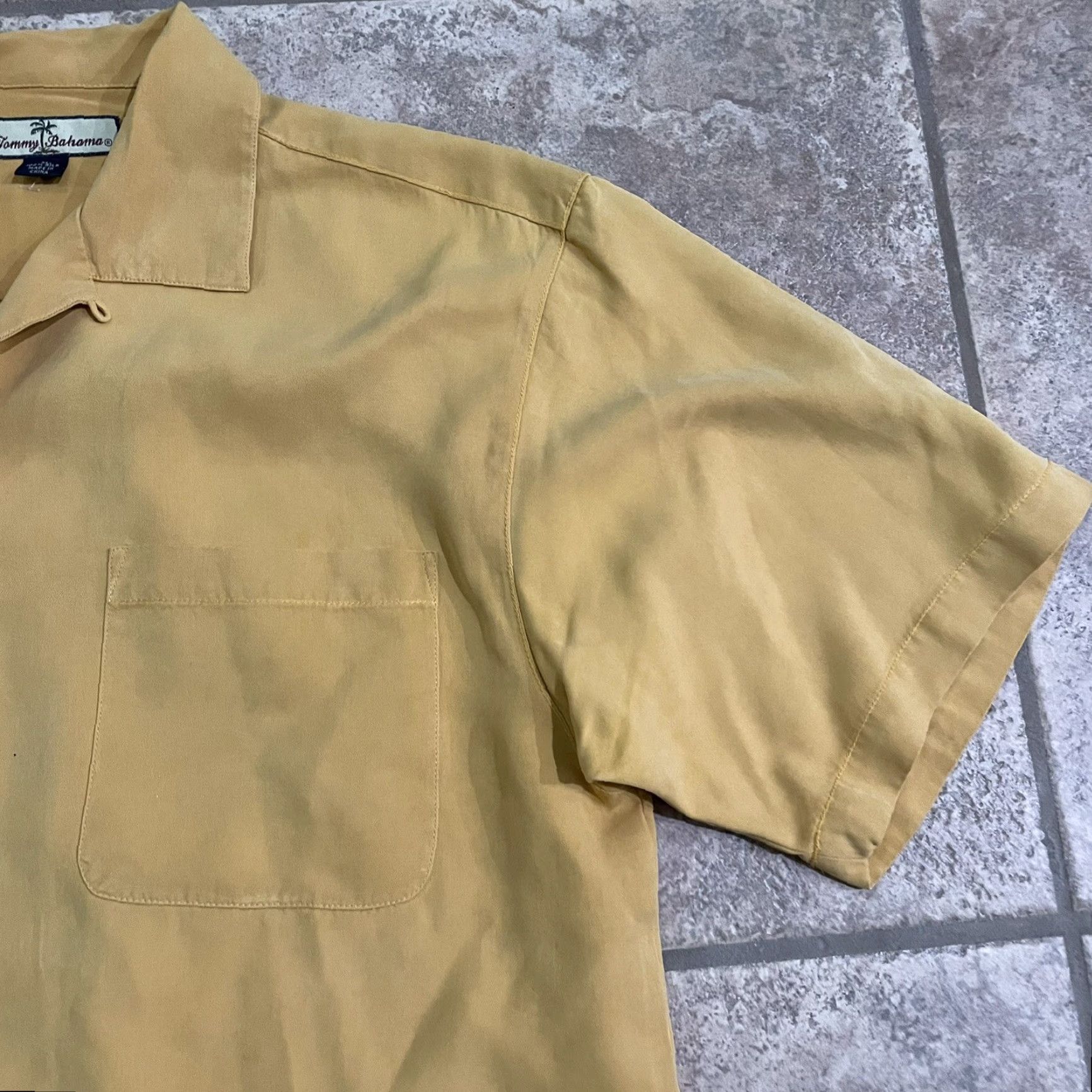 Tommy Bahama TOMMY BAHAMA 100% Silk Yellow Hawaiian Shirt Button-Up Mens Size M Size US M / EU 48-50 / 2 - 2 Thumbnail
