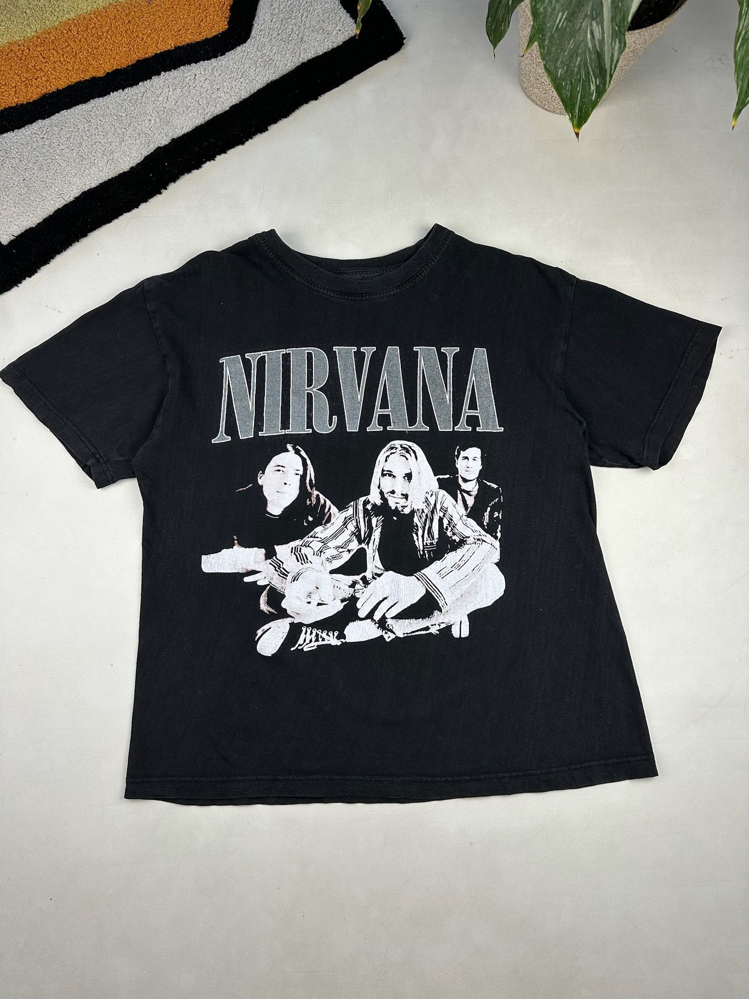 Nirvana Vintage Nirvana T-shirt Kurt cobain Size US L / EU 52-54 / 3 - 1 Thumbnail