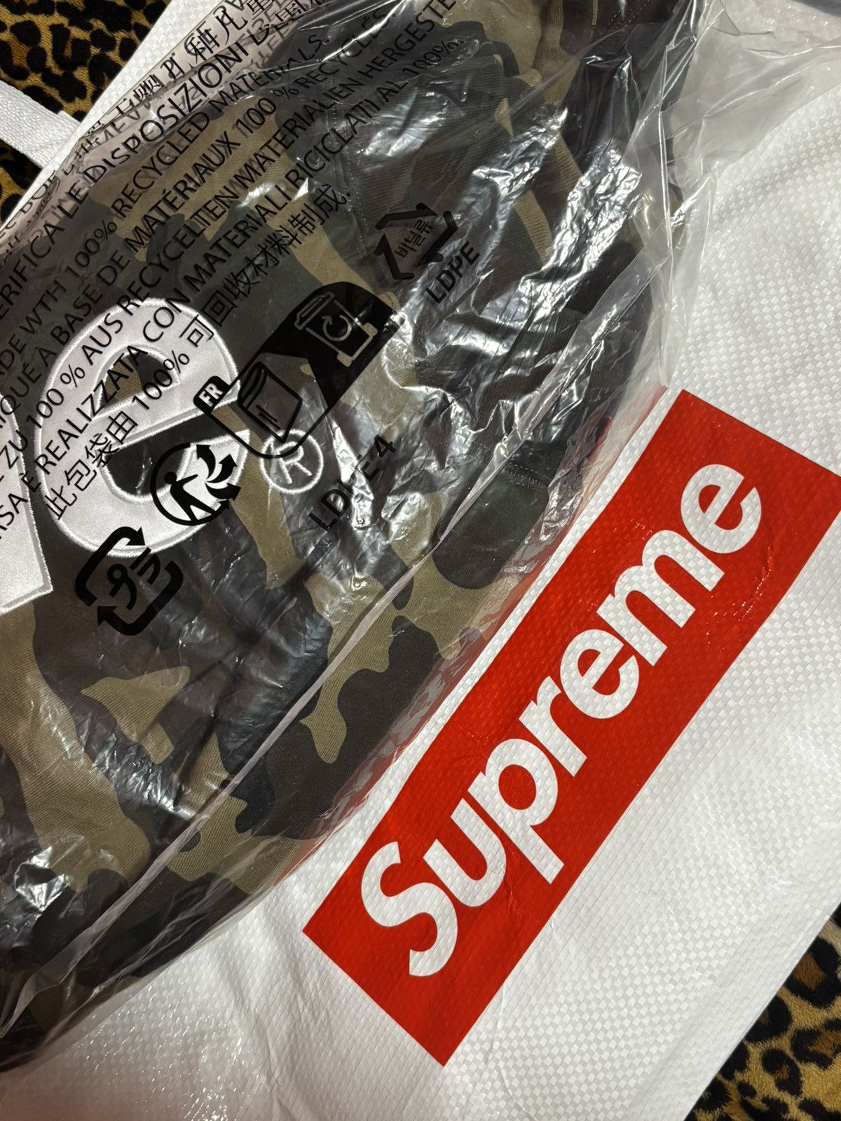 Supreme Supreme Camo Satin Applique Hoodie Size US M / EU 48-50 / 2 - 6 Thumbnail