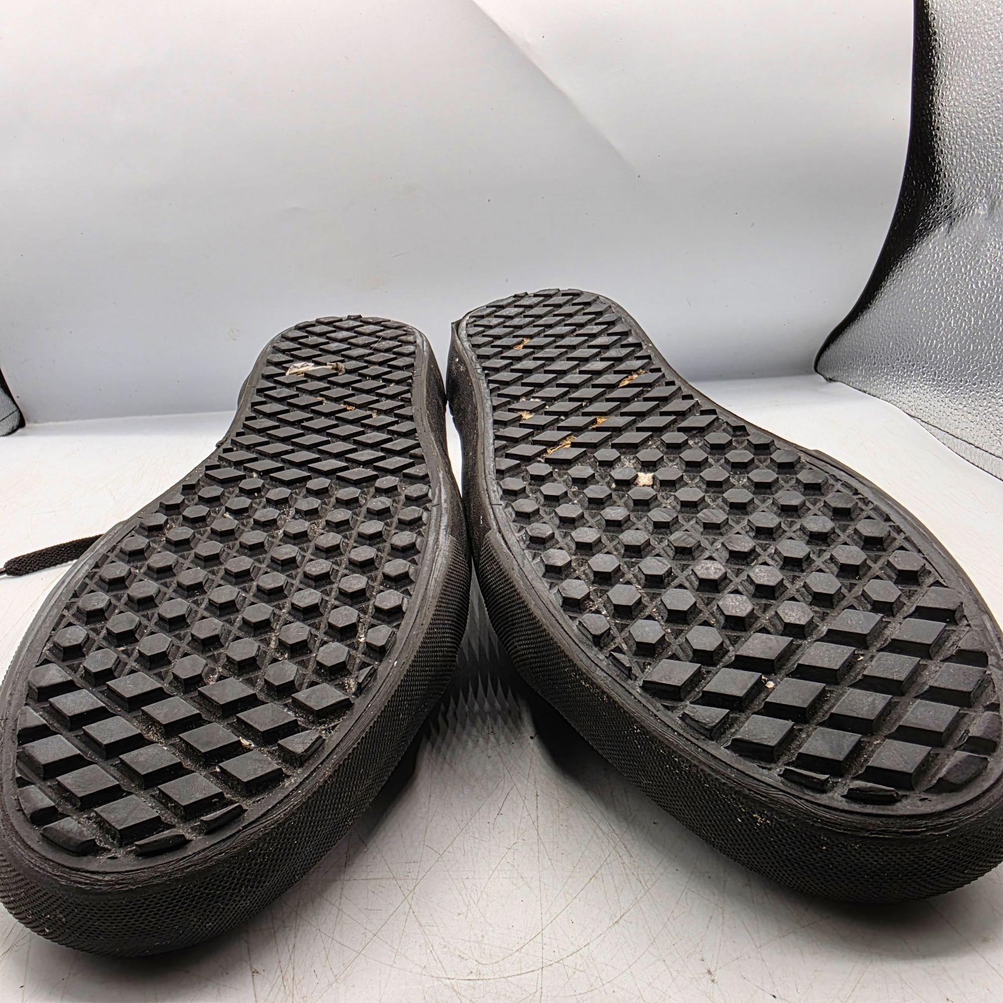Vans Vans Old Skool Classic Tumble Mens 10 Triple Black Mono Shoe Size US 10 / EU 43 - 11 Thumbnail