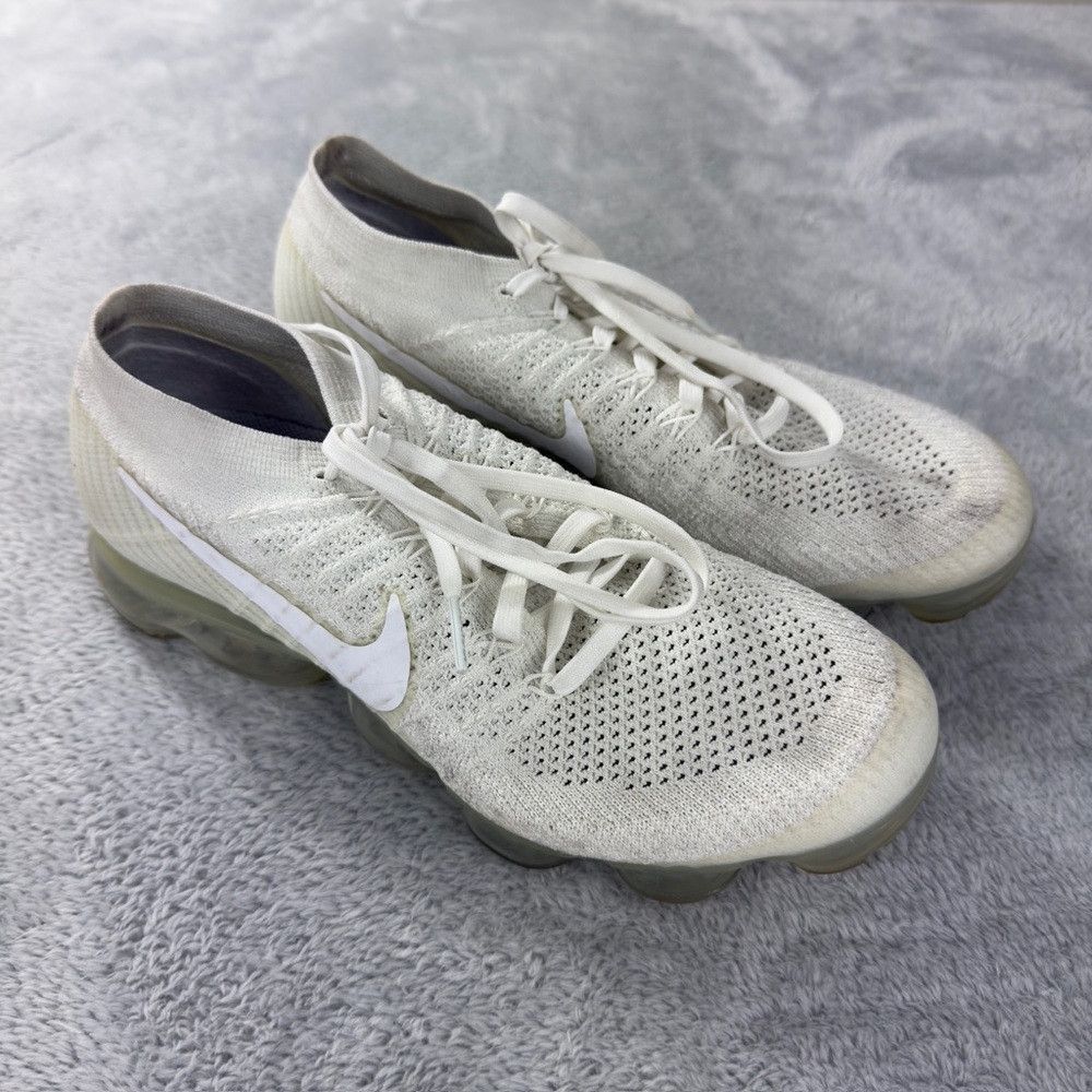 Nike Nike VaporMax FlyKnit White Christmas Athletic Shoes Women’ Size US 8.5 / IT 38.5 - 6 Thumbnail