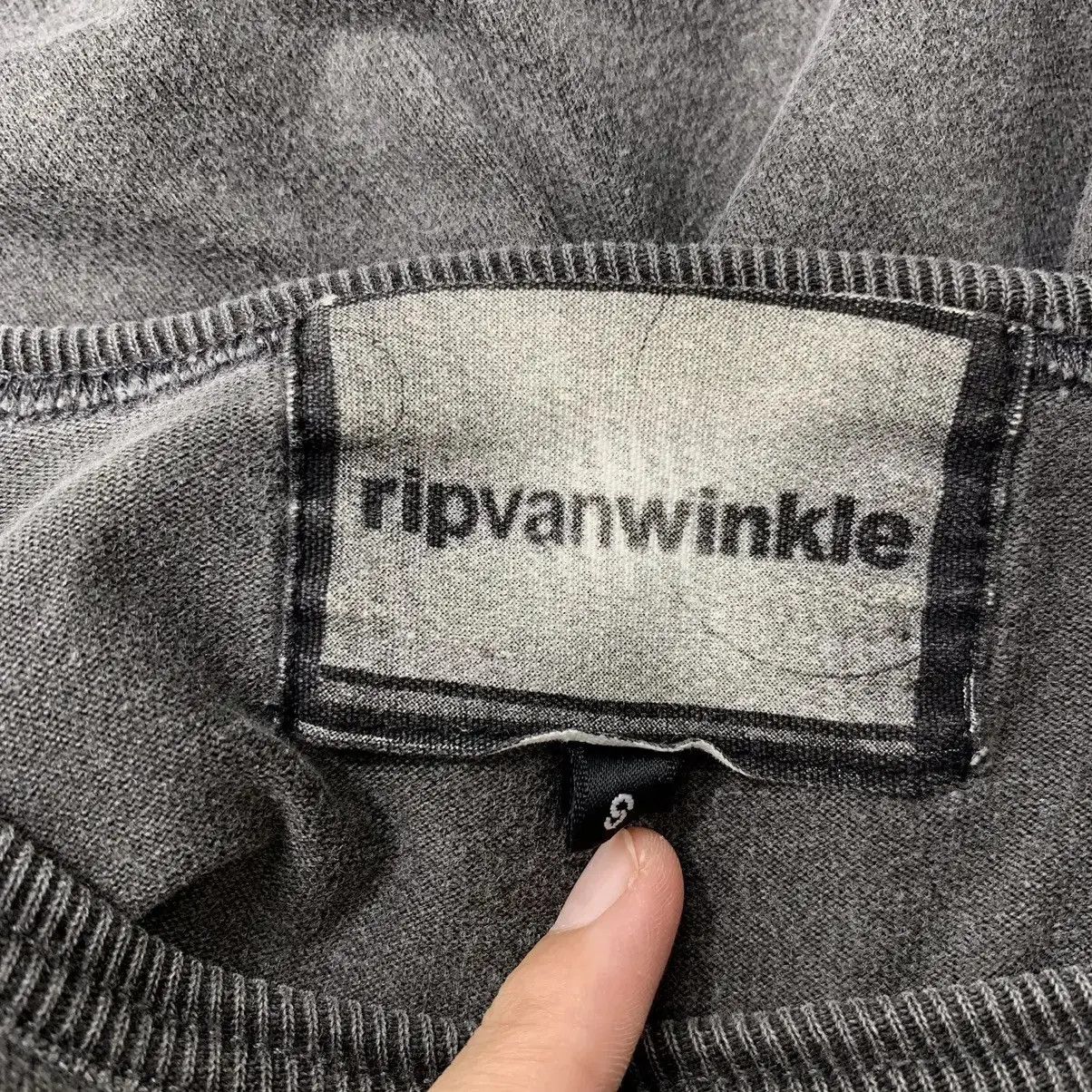 RIPVANWINKLE Vintage RIP VAN WINKLE Natural Dye Plain Tee Shirt Size US S / EU 44-46 / 1 - 6 Thumbnail