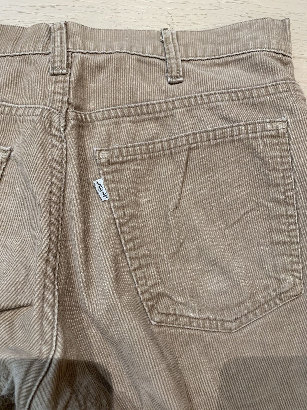 Levi's Vintage Levi’s Corduroy Bell Bottoms Size 32" / US 10 / IT 46 - 3 Thumbnail