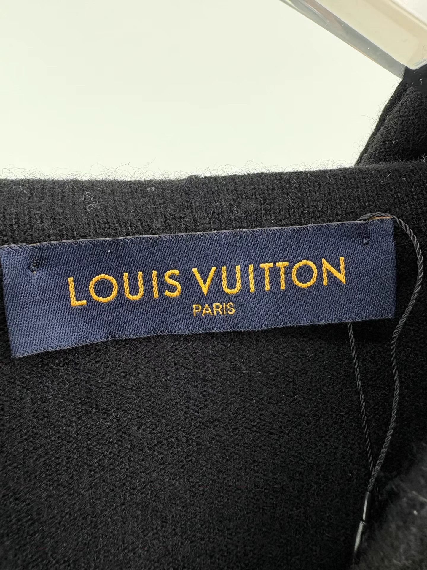Louis Vuitton LOUIS VUITTON Small Logo Embroidered Cashmere Zip-Up Jacket Size US M / EU 48-50 / 2 - 5 Thumbnail