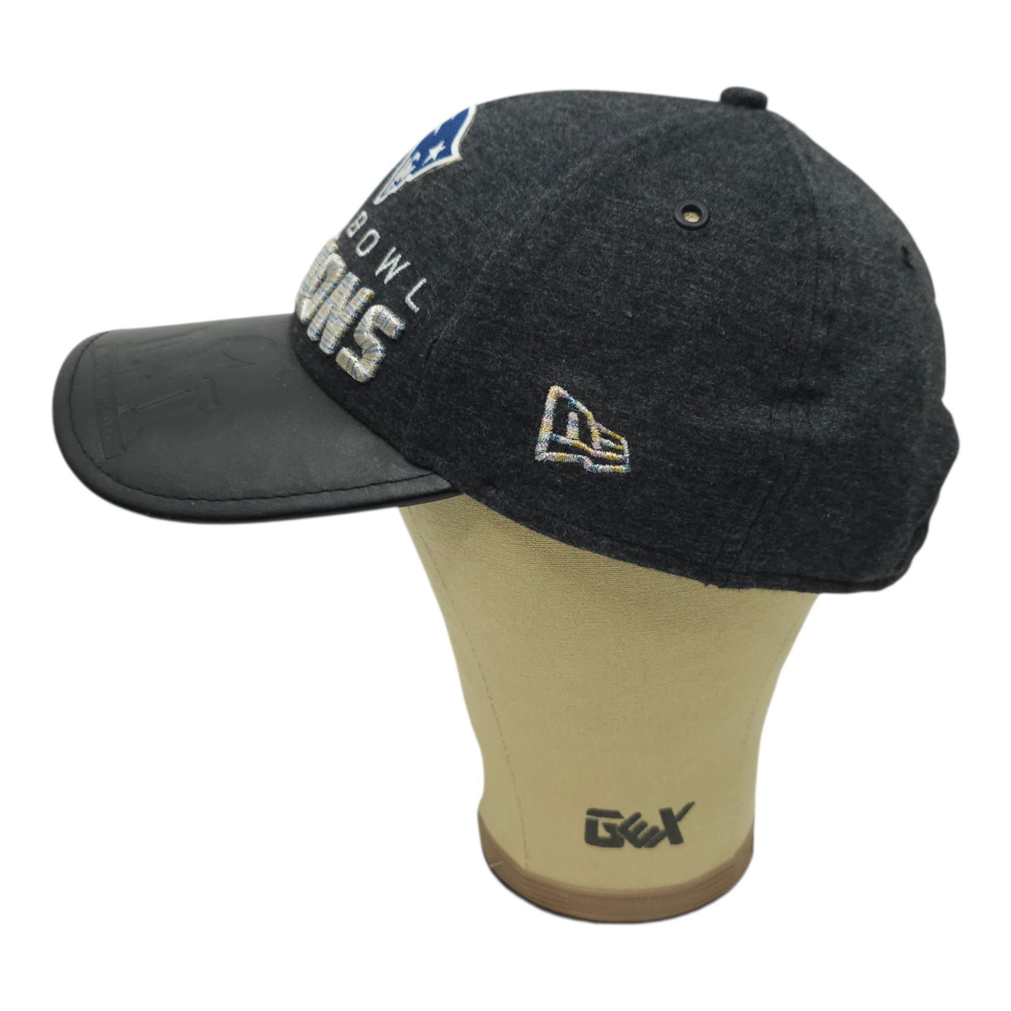 New Era New England Patriots Super Bowl LI Strapback Cap Hat Trophy Size ONE SIZE - 9 Thumbnail