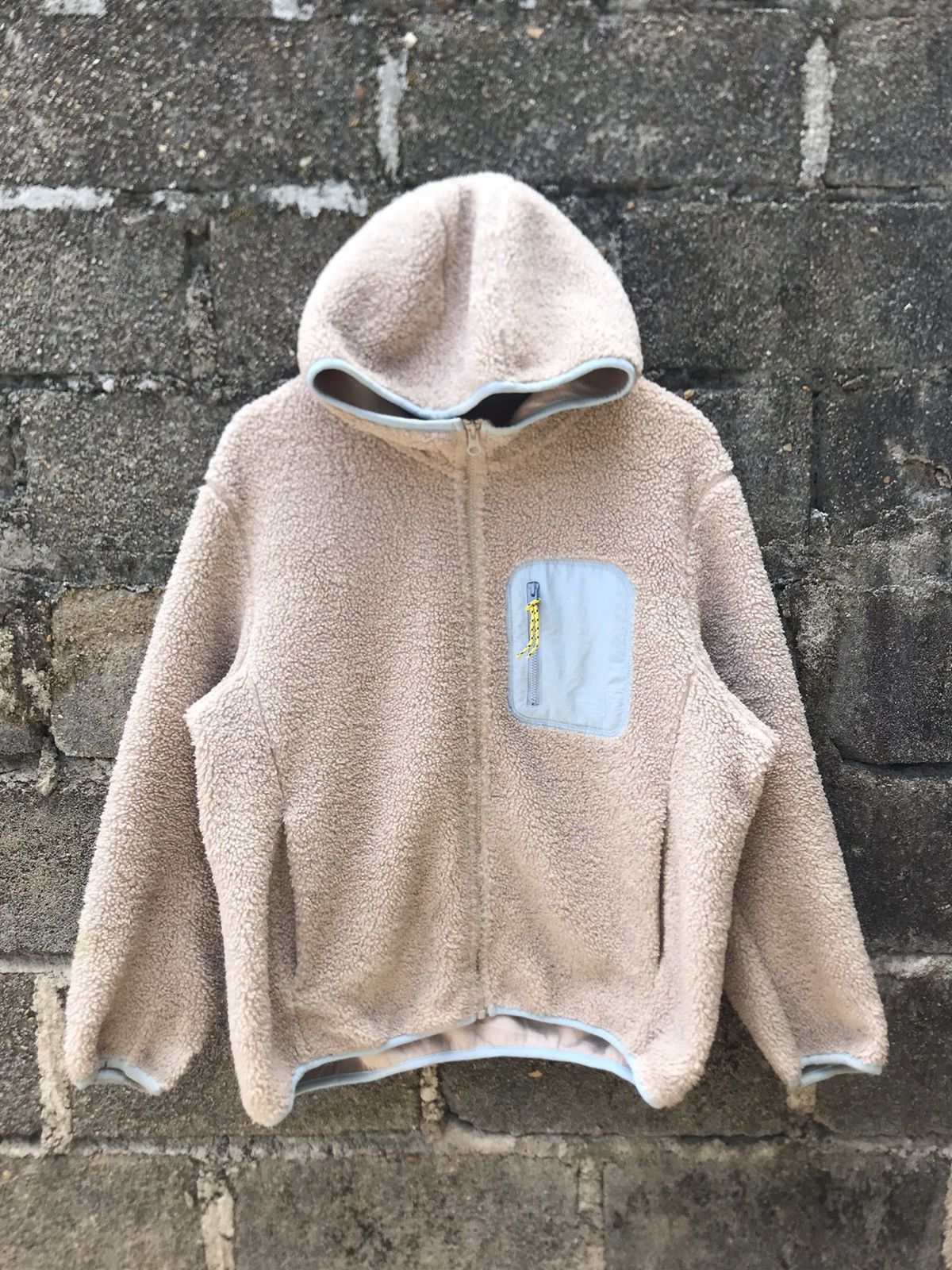 JW Anderson × Uniqlo 🔥JW.Anderson Uniqlo Hooded Deep Pile Fleece Sweater- L Size US L / EU 52-54 / 3 - 1 Thumbnail