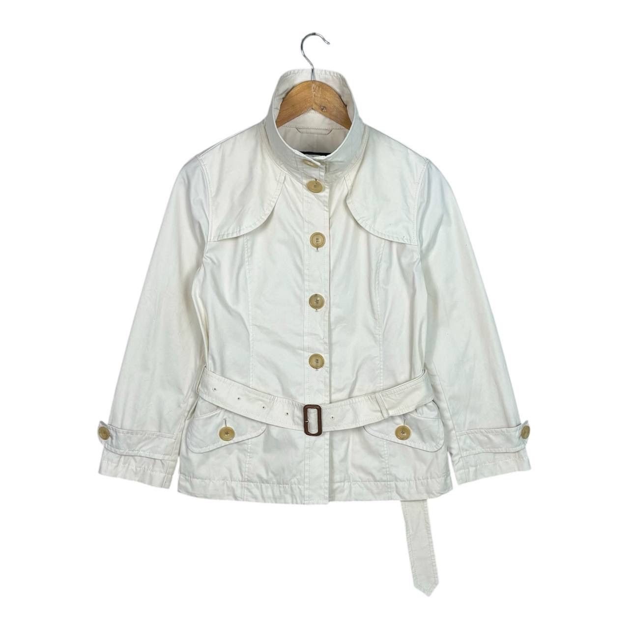 Burberry Burberry London White Belt Jacket 40 Size S / US 4 / IT 40 - 1 Thumbnail