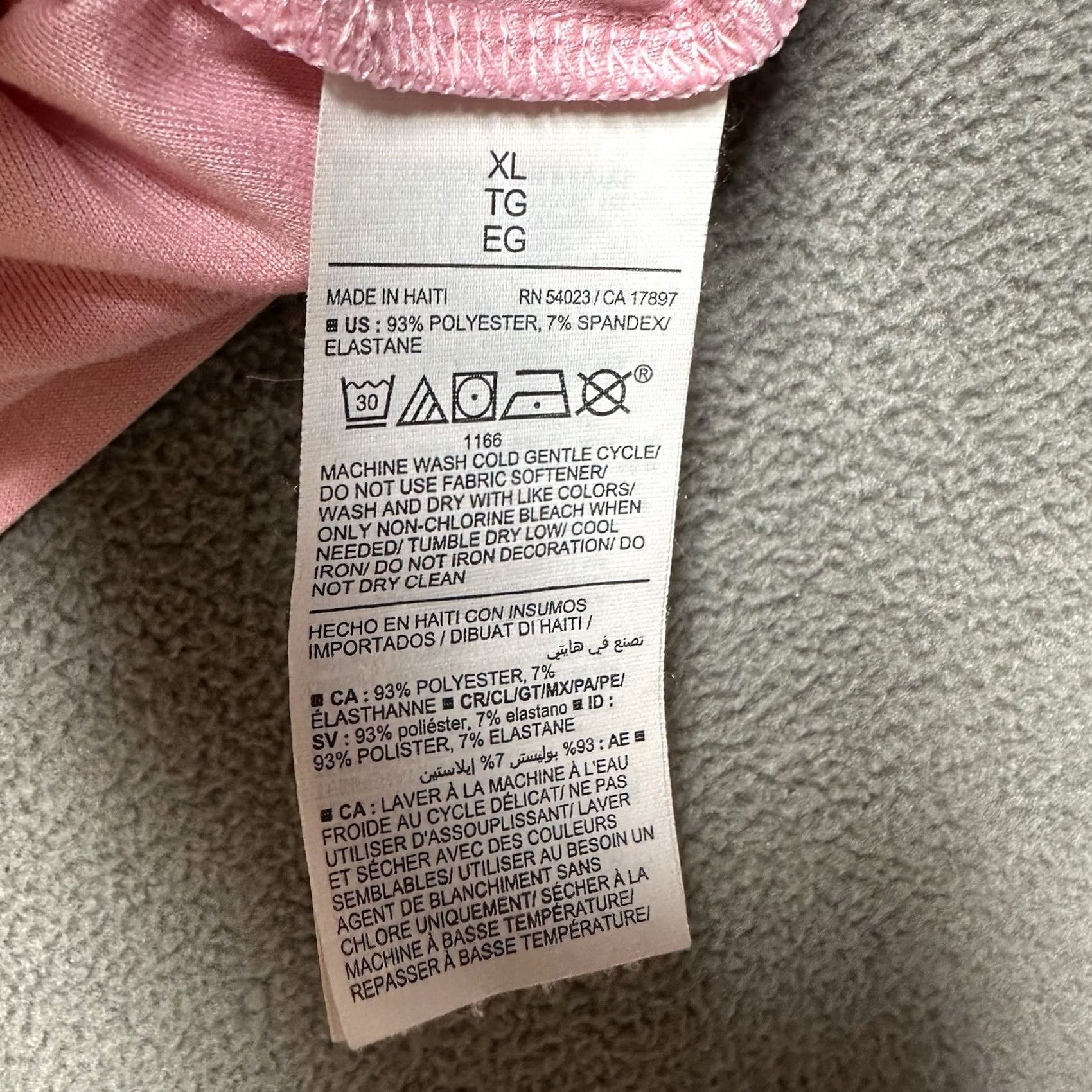 Old Navy Vintage - Old Navy Active Cloud Motion Crop Top Womens XL 94 Soft Go Dry Twist Hem Size XL / US 12-14 / IT 48-50 - 4 Thumbnail