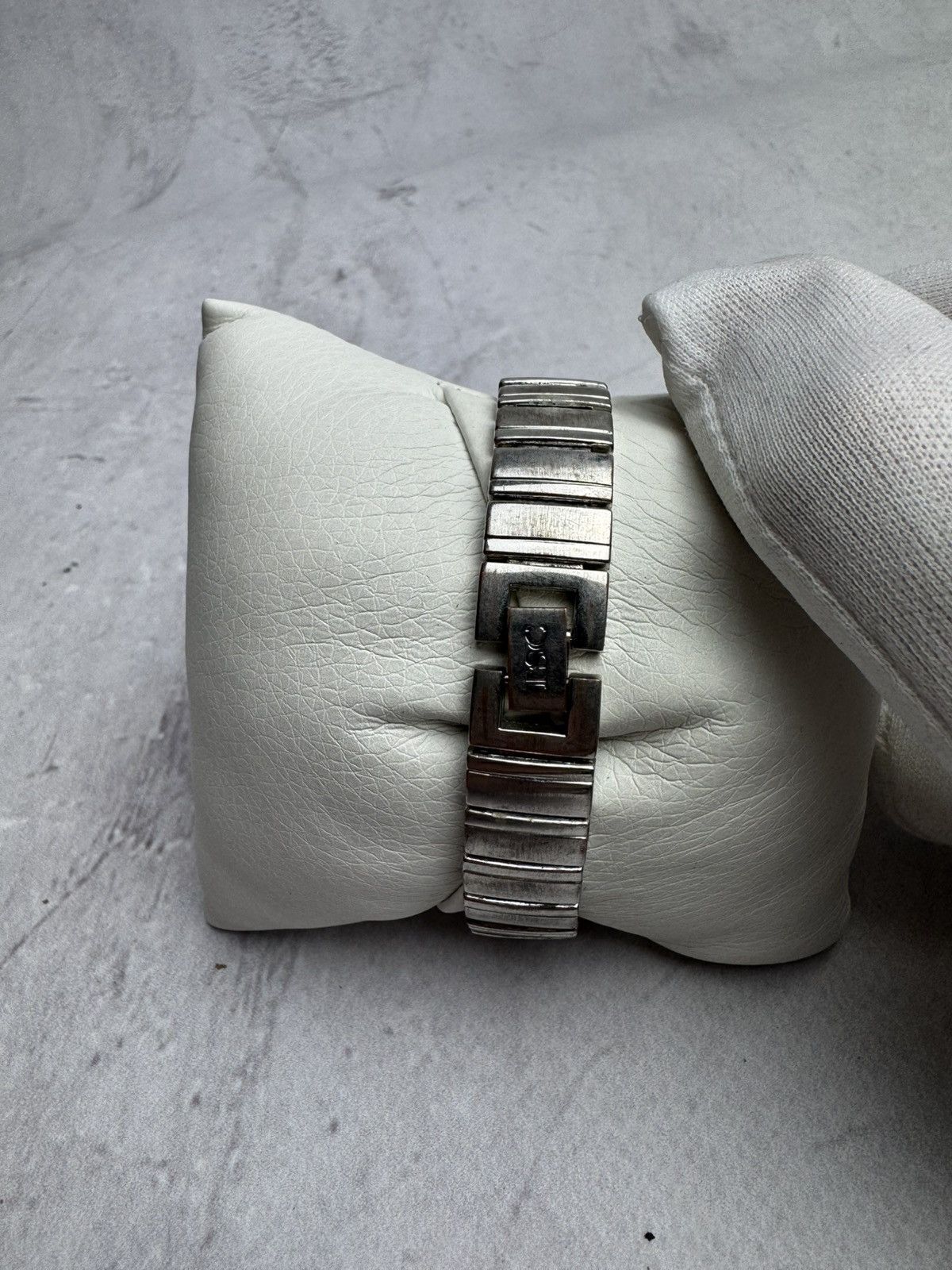 Japanese Brand × Vintage Vintage Futuristic Japanese Style Watch Size ONE SIZE - 3 Thumbnail