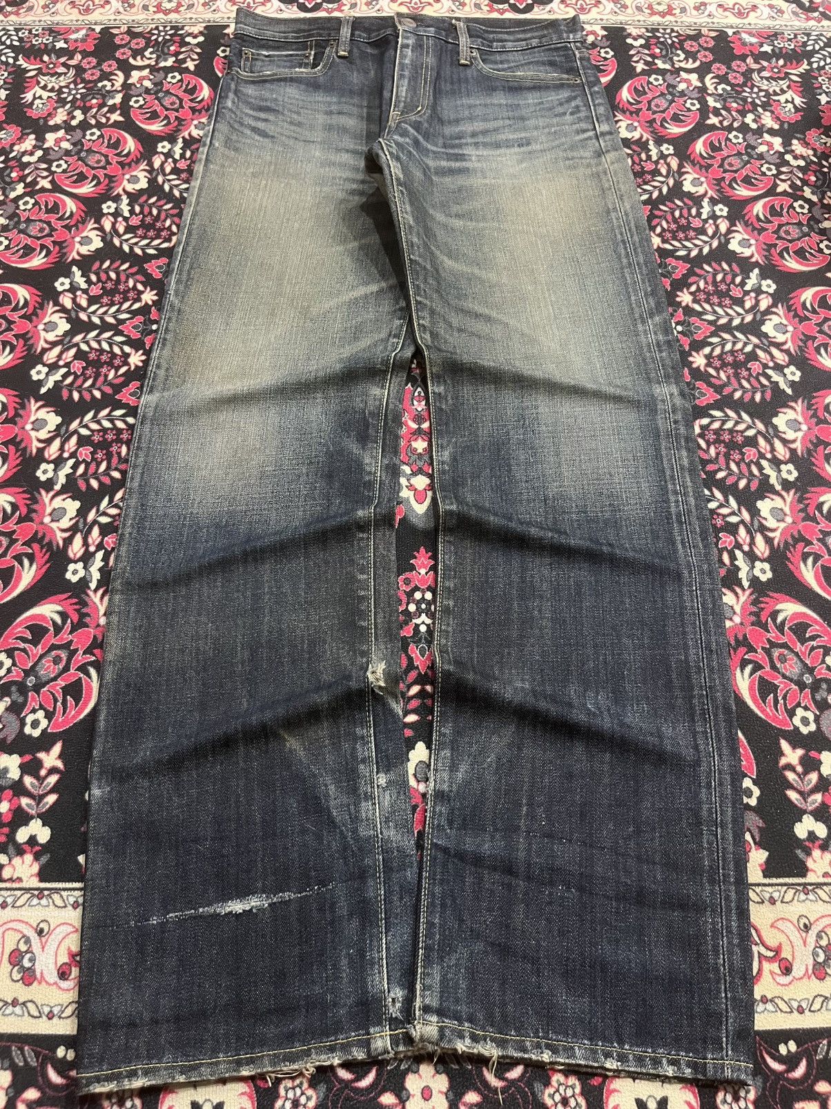 Undercover × Uniqlo Vintage Japanese Uniqlo Dark Blue Faded Washed Whisker Jeans Size US 32 / EU 48 - 1 Thumbnail