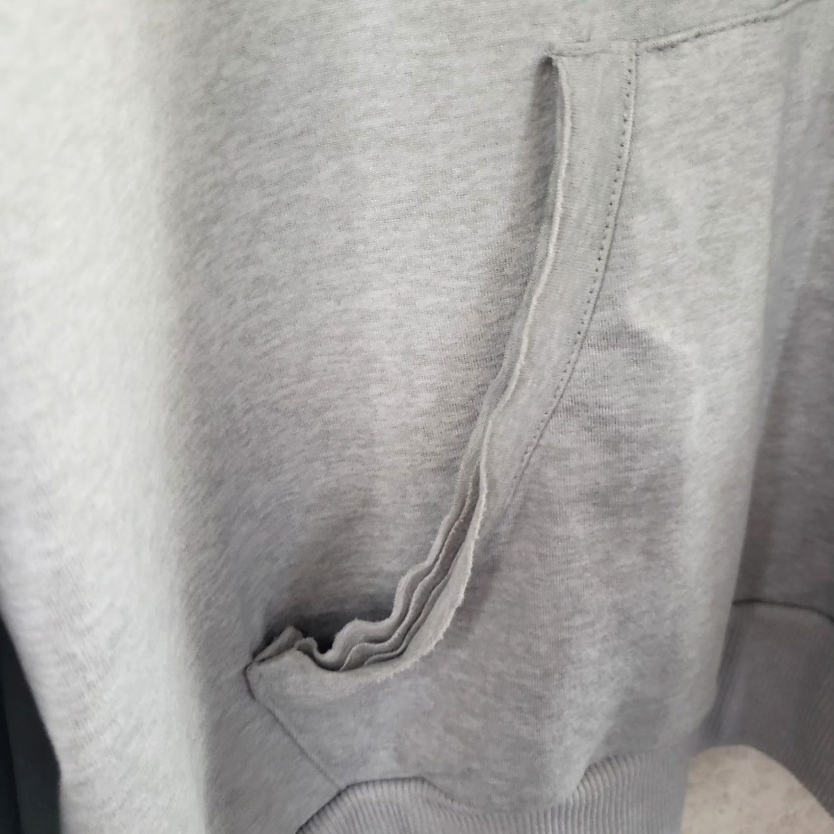 Vintage MARIKA Women's L Gray Lightweight HOODIE Long Sleeve Thumb Hole Kangaroo Pockets Pullover Casual Activewear Womens Size L / US 10 / IT 46 - 6 Thumbnail