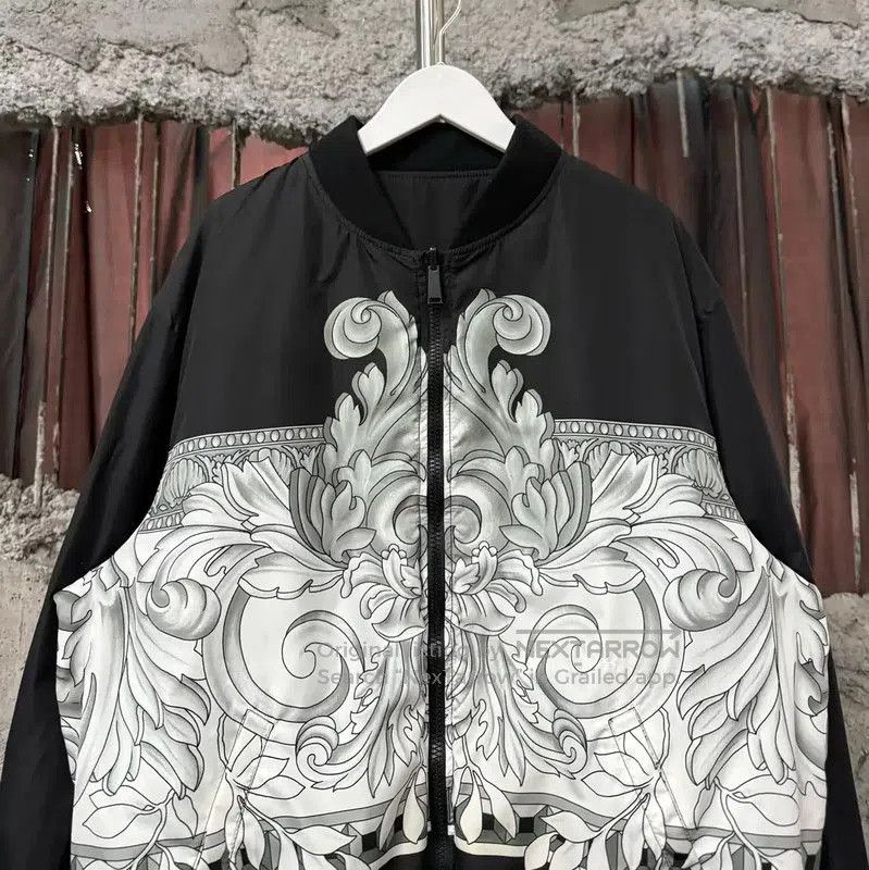 Versace Versace Color Block Men’s Mid-Length Down Jacket . Size US M / EU 48-50 / 2 - 5 Thumbnail