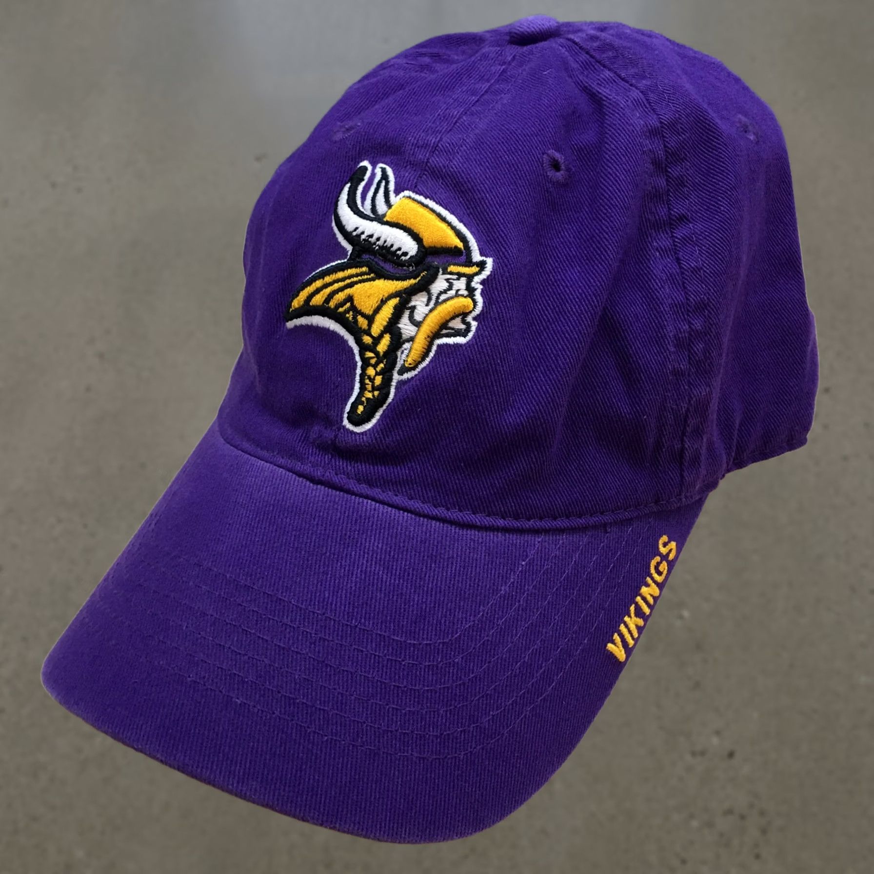 Reebok Reebok Minnesota Viking NFL Baseball Cap Mens Purple One Size Embroidered Logo Size ONE SIZE - 1 Thumbnail