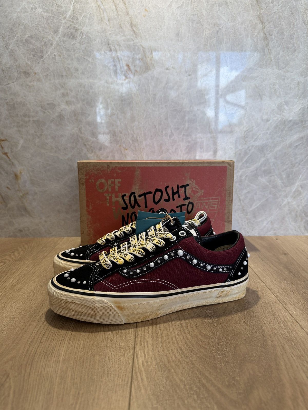 Vans VANS OTW OLD SKOOL 36 SATOSHI NAKAMOTO PEARLIZED F&F Size US 8.5 / EU 41-42 - 1 Thumbnail