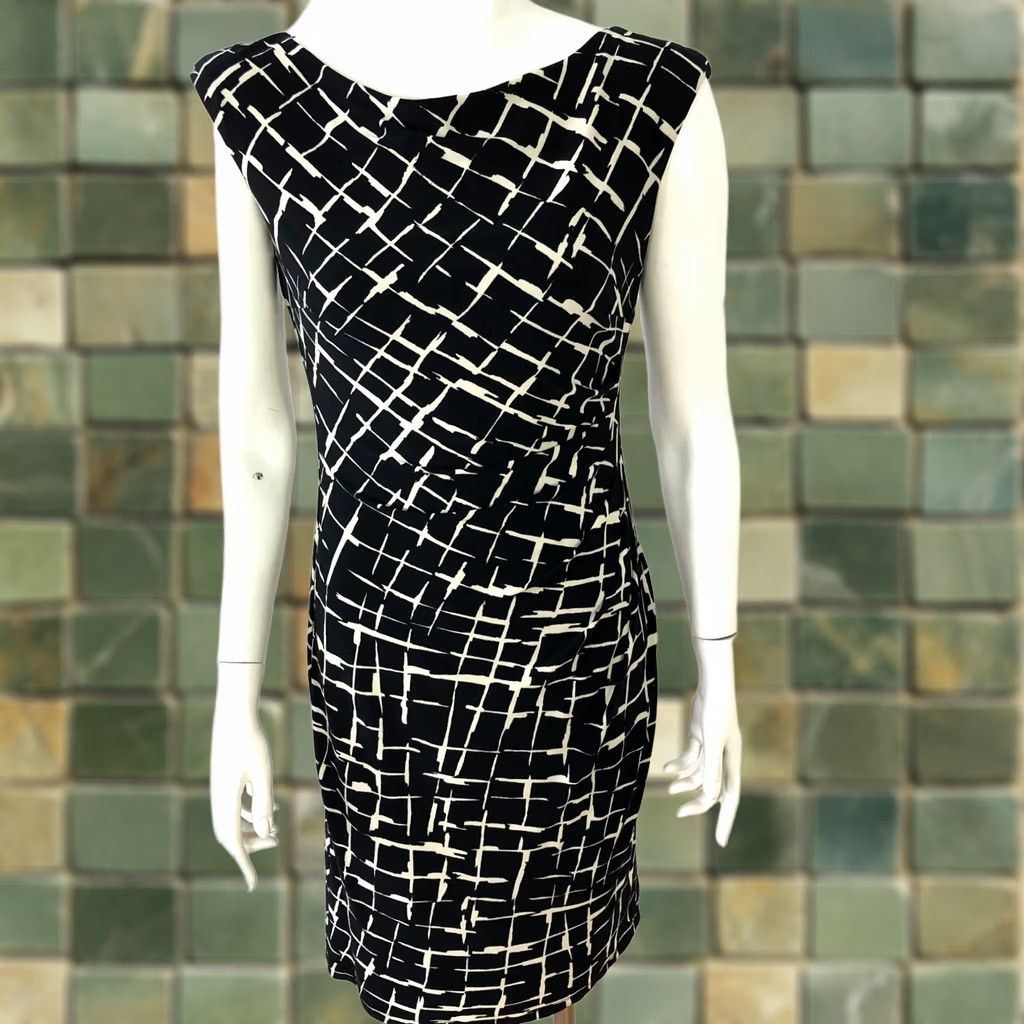 Ralph Lauren Lauren Ralph Lauren 4p Petite Sheath Dress Black Ivory Shirt? Size S / US 4 / IT 40 - 1 Thumbnail