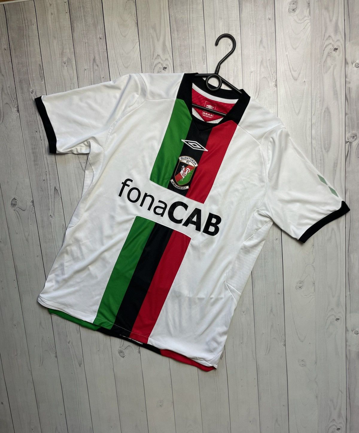 Vintage Vintage Umbro Soccer Jersey Glentoran rare size L away Size US L / EU 52-54 / 3 - 1 Thumbnail
