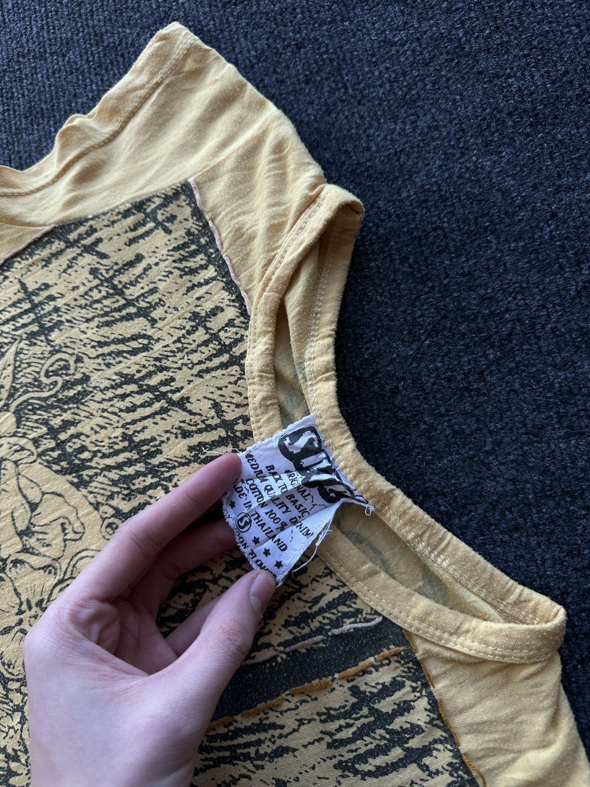 Other SURE🚨 y2k all over print tee ifsixwasnine style rare Size US S / EU 44-46 / 1 - 5 Thumbnail